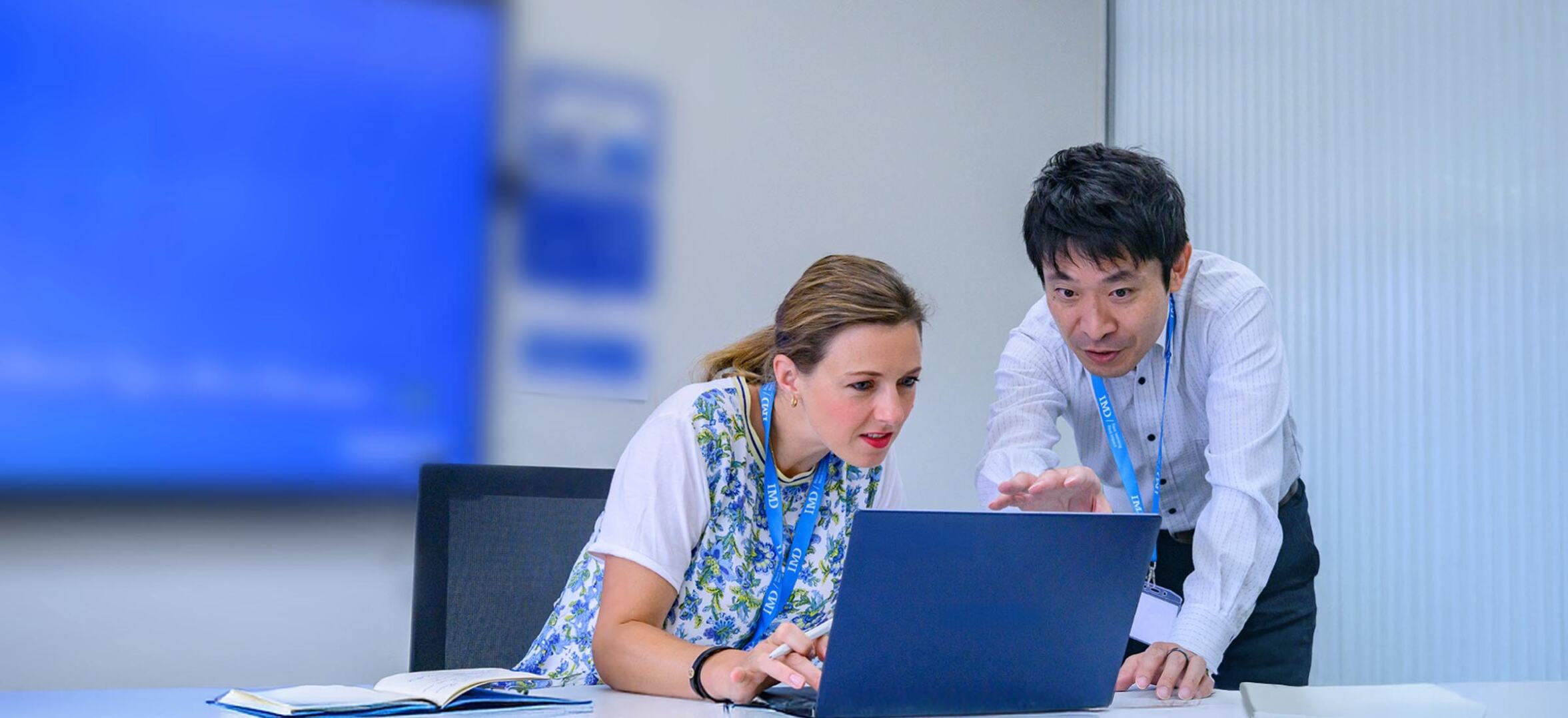 20260212-ExMDBT-Origami-Homepage-Carousel_19HP-carousel-tablet-2400x1100 - IMD Business School