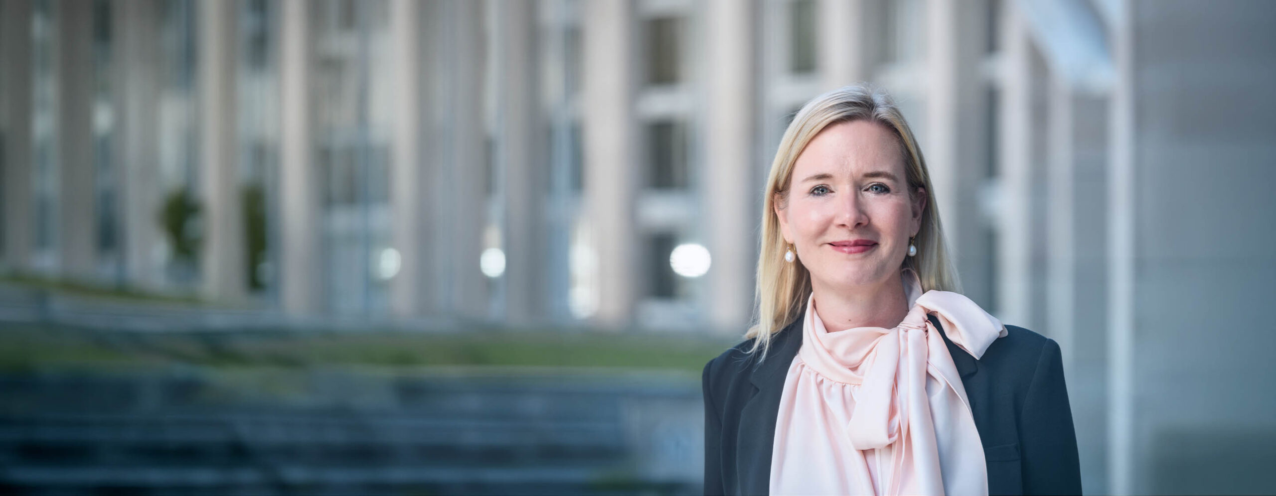 20260327-FBL-faculty-quote-web-images-Katharina Langedesktop-2880x1120 - IMD Business School