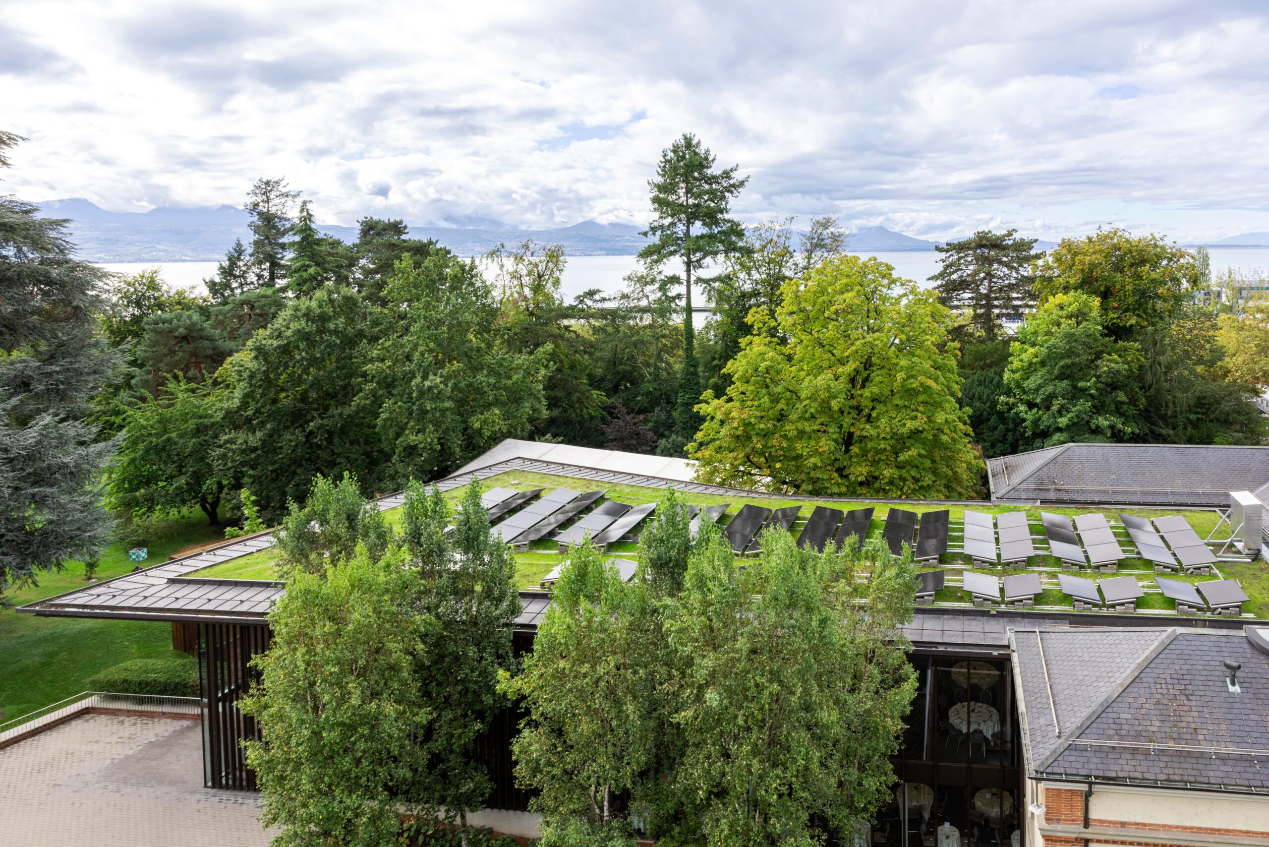 ARCHI_~1-v2---Copy - IMD Business School