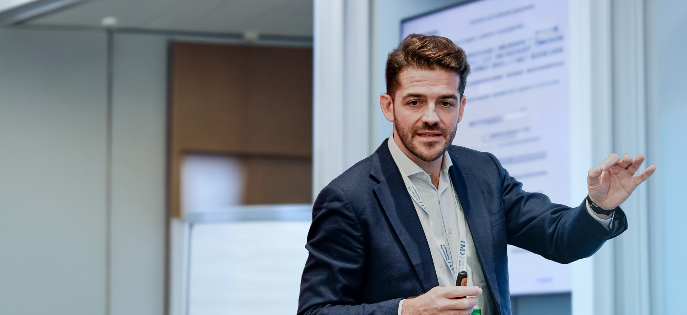 tablet-2400x1100 - IMD Business School