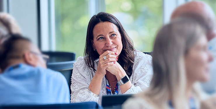 20260414-BPSE-Topbanners-BlueFiltercard-740x374-1 - IMD Business School