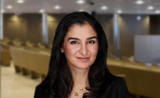 20260617-Alumni-Zurich-Committee_Members-Hana-325x200 - IMD Business School