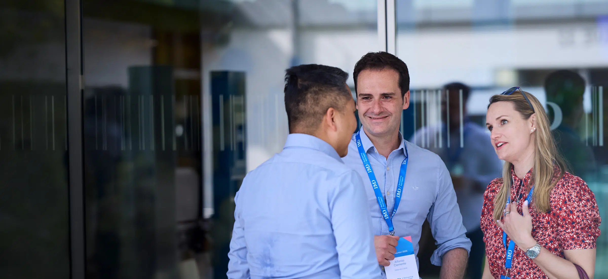 IMD EMBA program participants and alumni meeting on campus - IMD Business School
