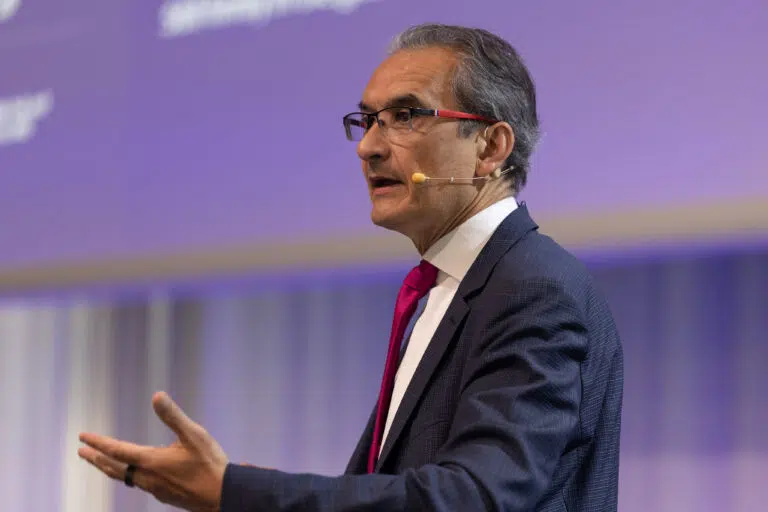 Arturo Bris teaching at IMD Business School - IMD Business School