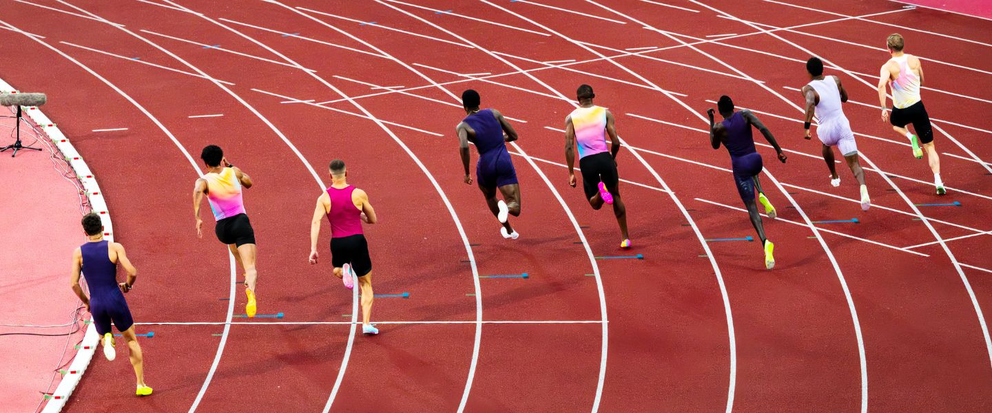 Runners on a circuit